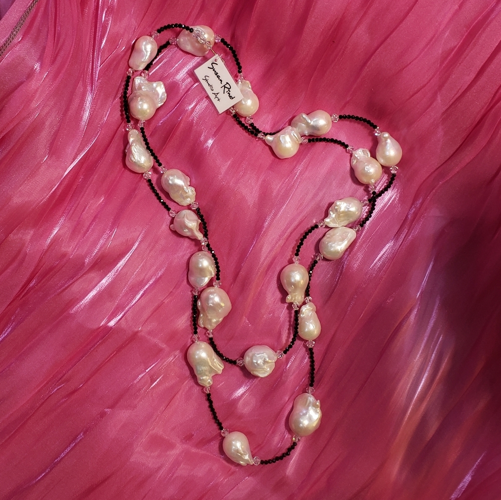 "Jumbo Baroque Pearl" Necklace